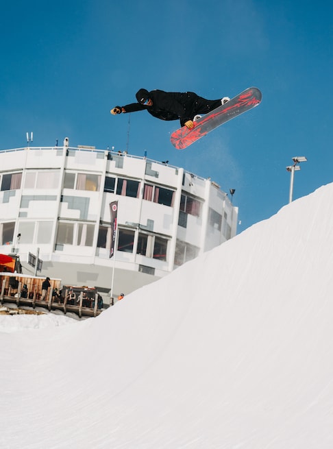 Snowboard image 3